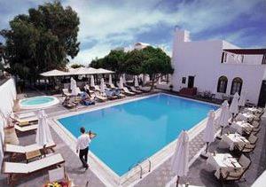 Hotel Kallisti Thera 4 **** / Santorin / Grce