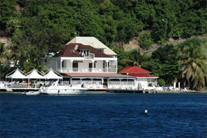 Hotel Le Kanaoa 2 **  Sup. / Les Saintes  /  Guadeloupe