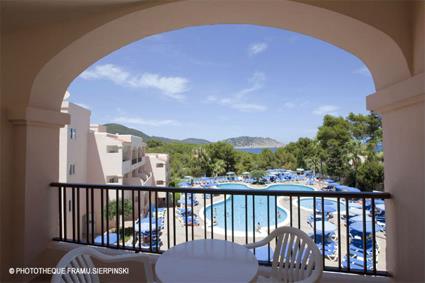 Hotel Club Invisa Cala Blanca 3 *** / Cala Figueral / Ibiza