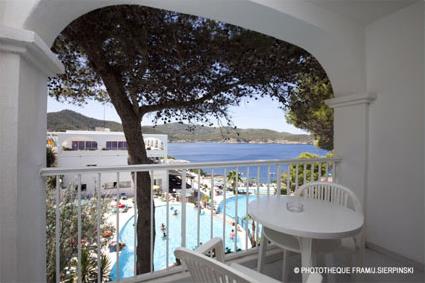 Hotel Club Vista Bahia 3 *** / Cala Portinatx / Ibiza