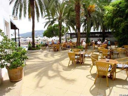 Hotel Tres Torres 4 **** / Santa Eulalia / Ibiza