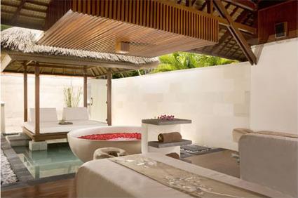 Nusa Dua Beach Htel & Spa 5 ***** / Nusa Dua / Bali 