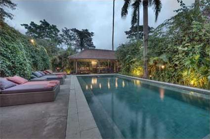 Villa Balquisse 4 **** / Jimbaran / Bali 