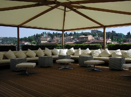 Hotel Continentale Contemporary Pleasing 4 **** Sup. / Florence / Italie