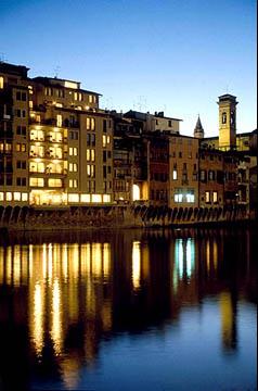 Hotel Lungarno 4 **** Sup. / Florence / Italie