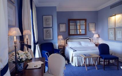 Hotel Lungarno 4 **** Sup. / Florence / Italie