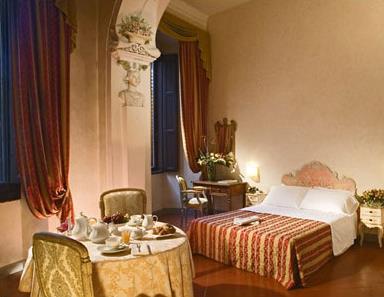 Hotel Paris 3 *** Sup. / Florence / Italie
