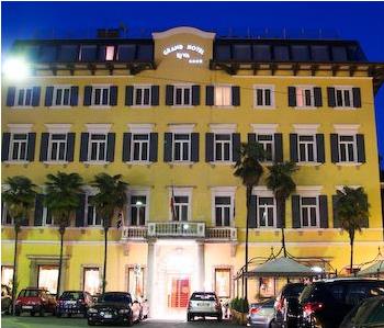 Grand Hotel Riva 4 **** / Riva del Garda / Lac de Garde