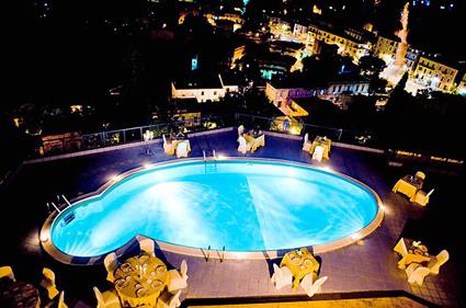 Hotel Castello Chiola 4 **** / Loreto Aprutino / Les Abruzzes