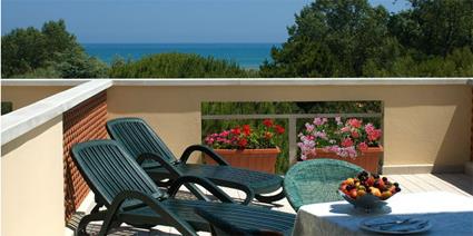 Hotel Acquario 3 *** / Vasto Marina / Les Abruzzes