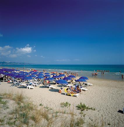 Hotel Acquario 3 *** / Vasto Marina / Les Abruzzes