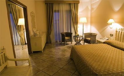 Hotel Holiday Inn Resort & Golf 4 **** / Castel Volturno / Naples