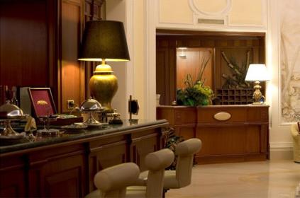 Hotel Palazzo Alabardieri 4 **** / Naples / Italie