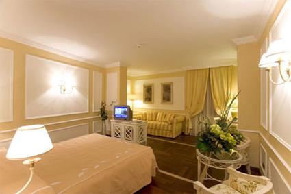 Hotel Palazzo Alabardieri 4 **** / Naples / Italie