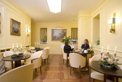 Hotel Palazzo Alabardieri 4 **** / Naples / Italie