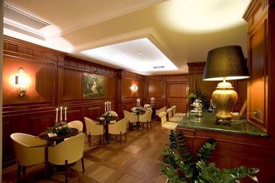 Hotel Palazzo Alabardieri 4 **** / Naples / Italie