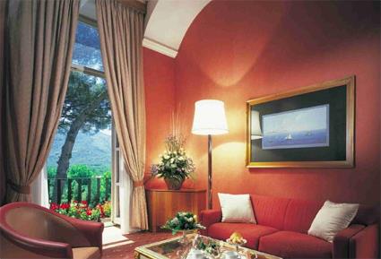 Hotel Certosa di San Giacomo 4 **** / Lauro / Naples