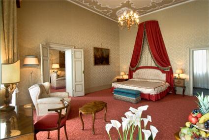Hotel Brufani Palace 5 ***** Luxe / Perugia / Italie