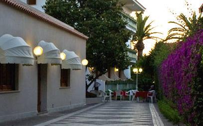 Hotel Eliseo Park's 3 *** / Sant' Agnello di Sorrento / Sorrente
