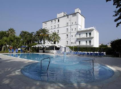 Hotel Mditerraneo 4 **** / Sant' Agnello di Sorrento / Sorrente