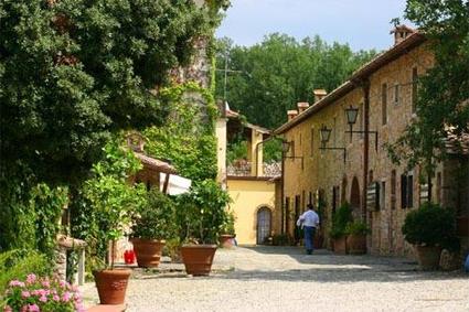 Hotel Borgo San Luigi 4 **** / Monteriggioni / Toscane