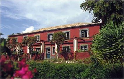 Hotel Quinta das Vinhas 4 **** / Estreito de Calheta / Madre