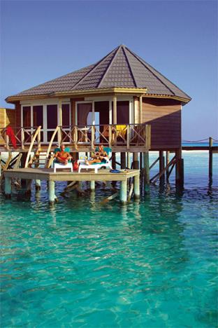 Hotel Kuredu Island Resort & Spa 3 *** Sup. / Atoll Lhaviyani / les Maldives