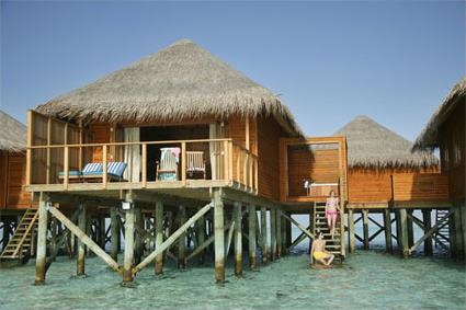 Hotel Meeru Village 4 **** / Atoll Mal Nord / les Maldives