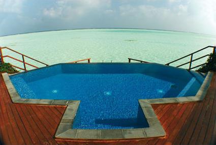 Hotel Vilu Reef Beach & Spa Resort 4**** / Atoll de Dhaalu / les Maldives