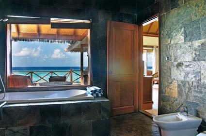 Hotel Vilu Reef Beach & Spa Resort 4**** / Atoll de Dhaalu / les Maldives