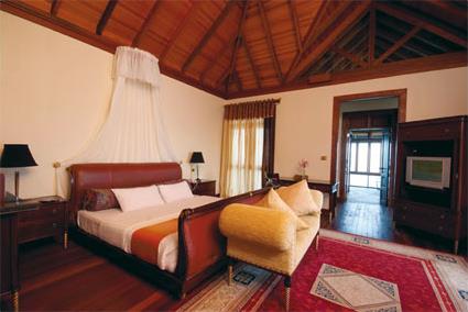 Hotel Olhuveli Beach & Spa Resort 4 **** / Atoll de Mal Sud / les Maldives