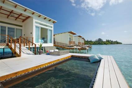 Hotel Holiday Inn Resort Kandooma 4 **** / South Male Atoll / les Maldives