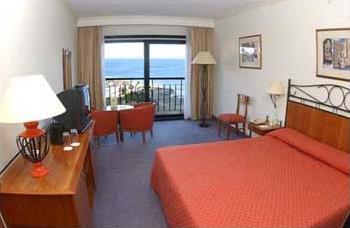 Hotel Golden Tulip Vivaldi  4 **** / St Julian's Bay / Malte