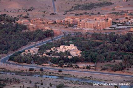 Circuit Aventure en 4 X 4 / Boucles Sahariennes / Marrakech / Maroc 