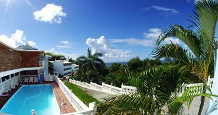 Hotel Ecrin Bleu 2 ** / Le Diamant / Martinique