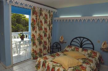 Hotel Anse Bleue 2 ** / Le Diamant / Martinique