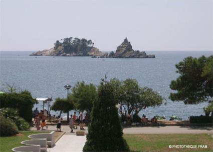 Hotel Club Palas 3 *** / Petrovac / Montngro