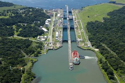 Excursion au Dpart de Panama City - Visites de san Lorenzo et cluses de Gatun