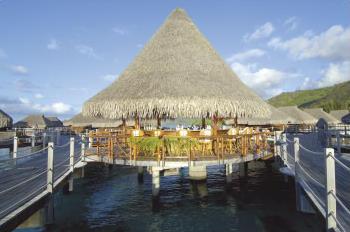 Hotel Sheraton Moorea Lagoon Resort and Spa 4 **** / Moorea