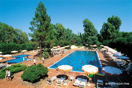 Hotel Agrustos Village 3 *** / Budoni / Sardaigne