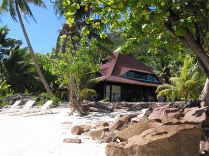 Hotel New Emerald Cove 4 **** / Praslin / Seychelles