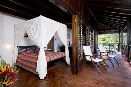 Hotel New Emerald Cove 4 **** / Praslin / Seychelles