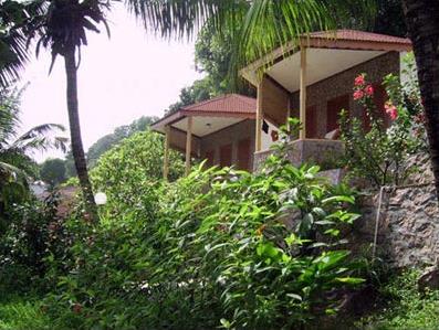 Hotel Patatran Village 2 ** / La Digue / Seychelles