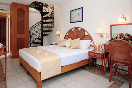 Hotel Le Coral Strand 3 *** / Mah / Seychelles