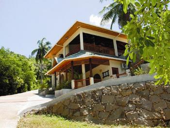 Hotel Valmer 3 *** / Mah / Seychelles