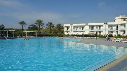 Club Hliades Selinunte Beach 4 **** / Slinonte / Sicile