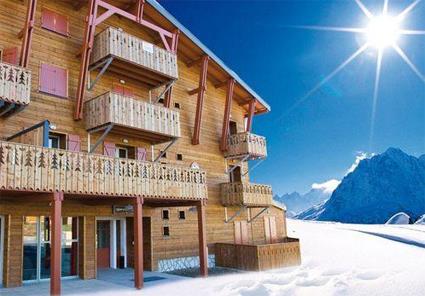 Rsidence Les Chalets de l'Adet 4 **** / Pla d' Adet / Hautes-Pyrnes