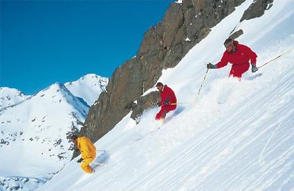 Hotel Club l' Ourson 2 ** / Bagnres de Luchon / Pyrnes 