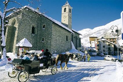 Hotel Club Les Carrettes 2 ** / Valloire / Savoie