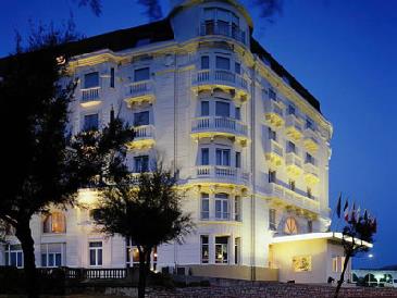 Accor Thalassa Biarritz / Grand Hotel Mercure Rgina 4 **** / Cte Basque / France